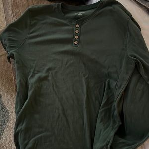 Burt’s Bee’s Baby long sleeve green Henley XXL.